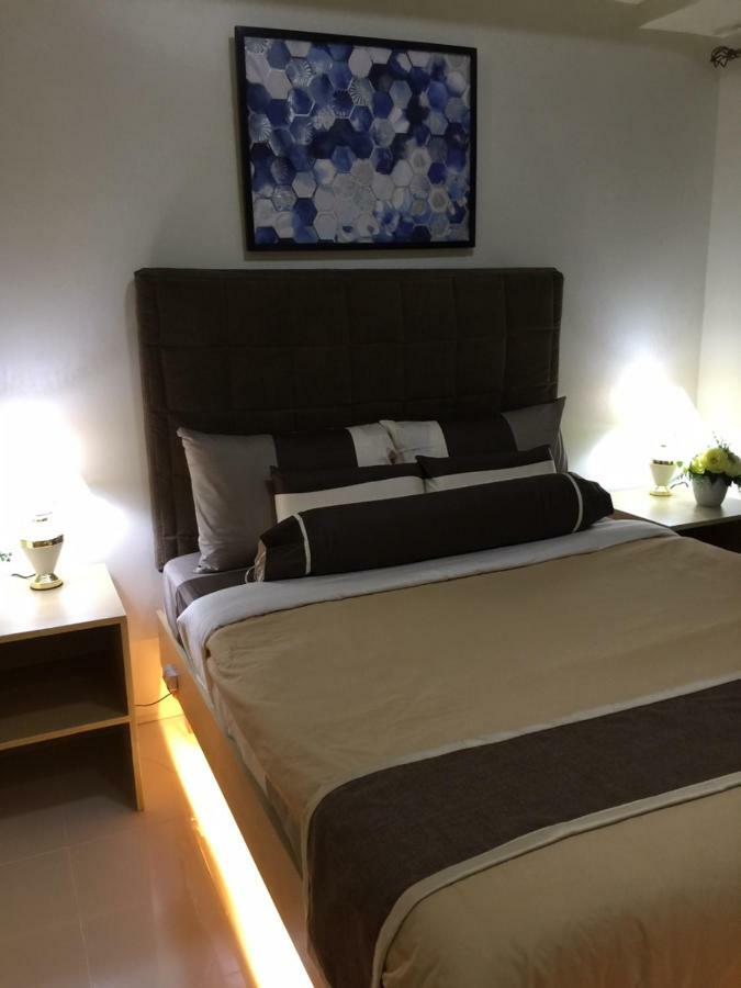 Wind Residences Tower 4 18Th Floor Tagaytay City Esterno foto