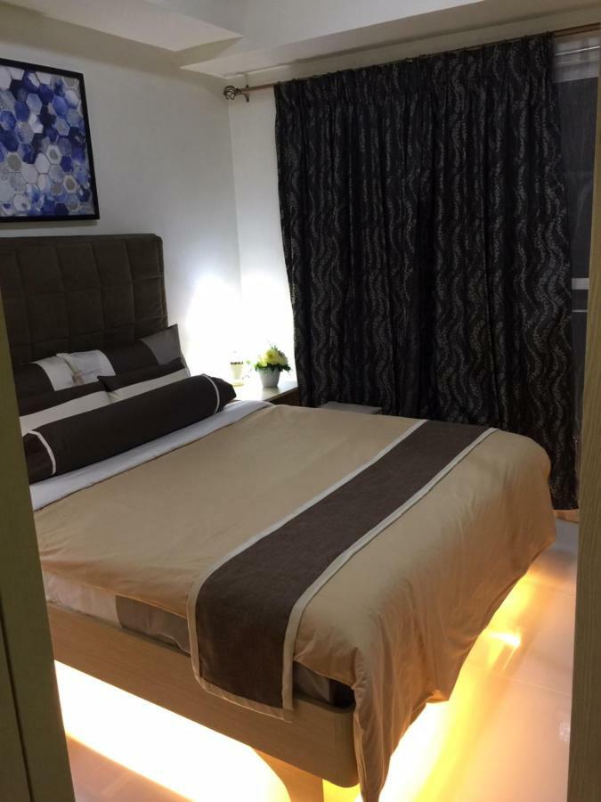 Wind Residences Tower 4 18Th Floor Tagaytay City Esterno foto